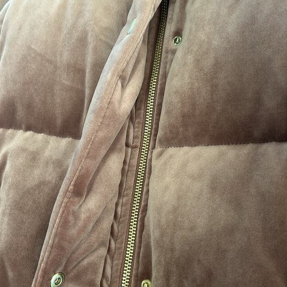 Cole Haan down velvet puffer coat XS NWOT.  Very warm, beautiful mauve velvet. - Picture 3 of 4